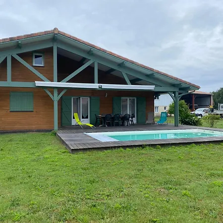 Дом отдыха Landaise A 9km De L'ocean Сен-Жюльен-ан-Борн