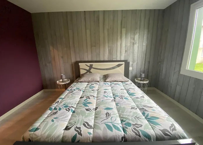 Дом отдыха Landaise A 9km De L'ocean Сен-Жюльен-ан-Борн