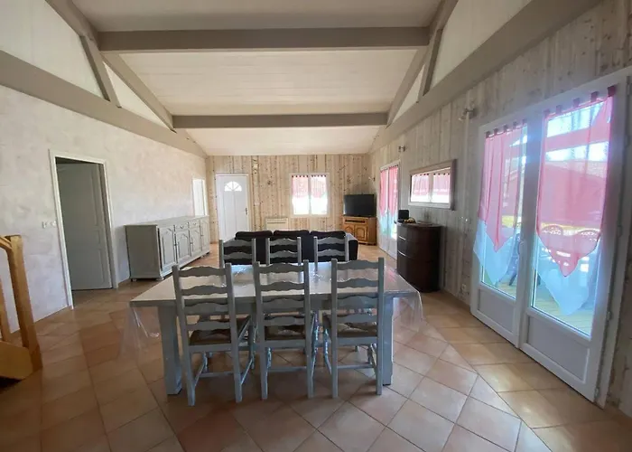 Landaise A 9km De L'ocean Дом отдыха