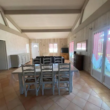 Landaise A 9km De L'ocean Holiday home
